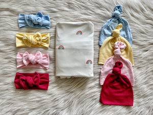 Taylor Swaddle + colored Accessories Set