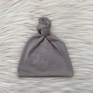 Quinn Top Knot Hat