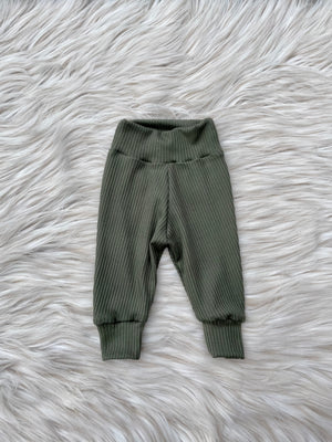 Max Ribbed Sage Green Leggings +Adventure Shirt Set