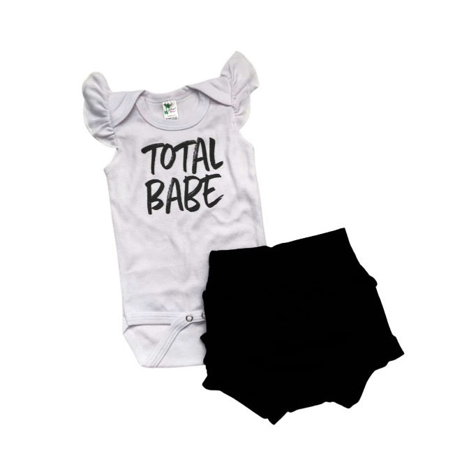 Parker Black Shorties + Total Babe Shirt + Headband